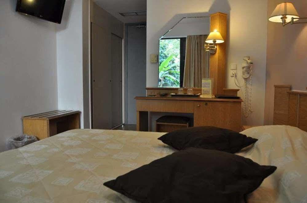 Apollon Hotel Tolón Eksteriør bilde