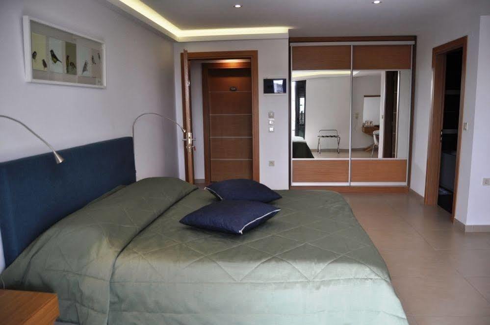 Apollon Hotel Tolón Eksteriør bilde